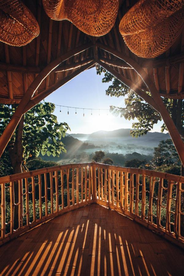 Villa Bird Hills Bamboo House Karangasem Exterior foto